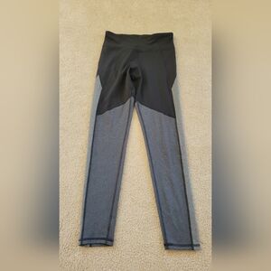Womens DuoDry black/gray leggings size medium